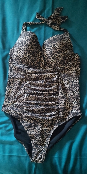 Swimsuits For All Paramour Cheetah Animal Print One Piece Swim Bathing Suit - Picture 2 of 4